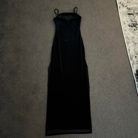 90s black velvet sparkly square neck maxi gown - Picture 5 of 5